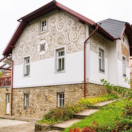 Villa Emausy Luhacovice Bagian luar foto