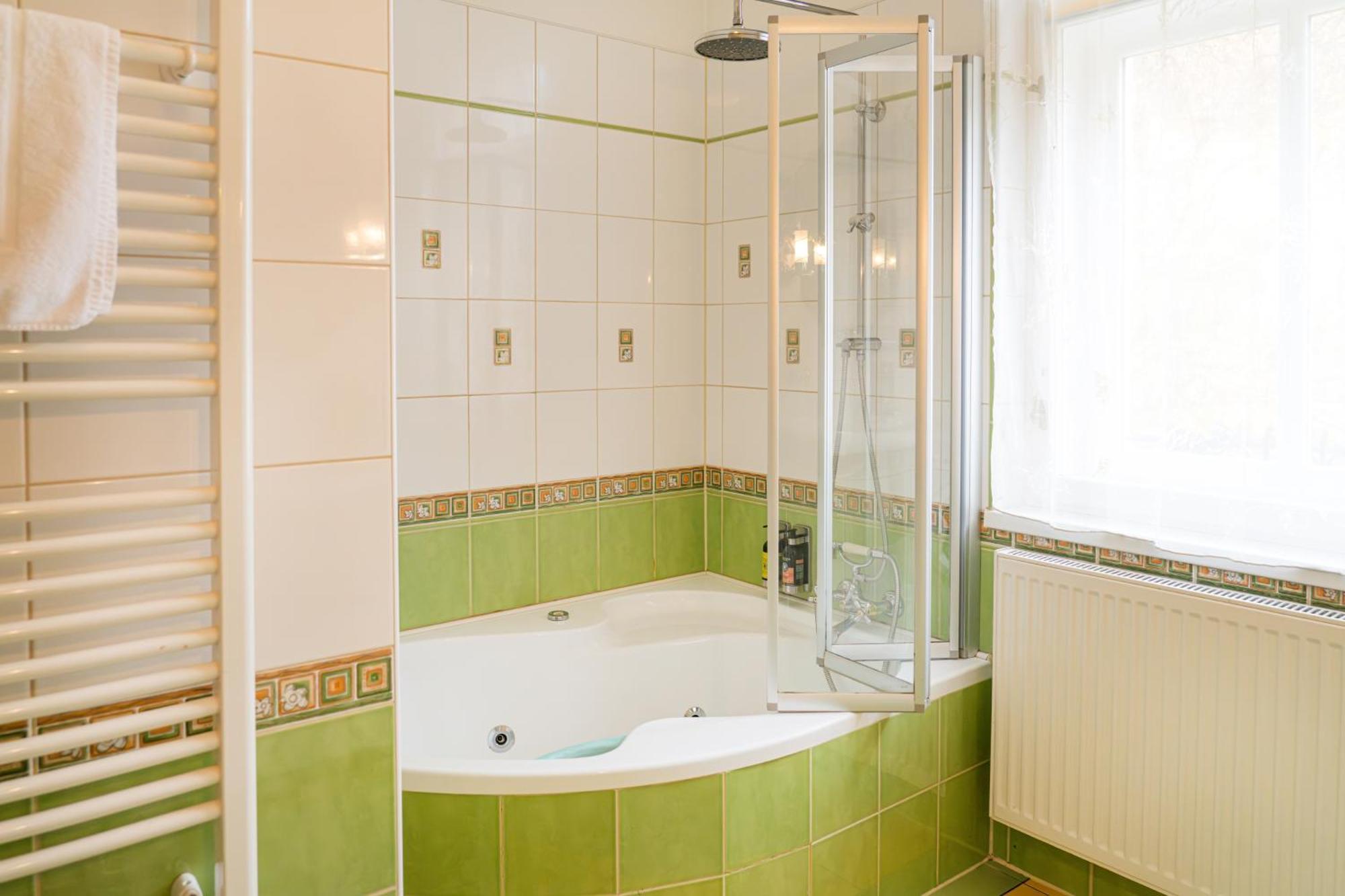Villa Emausy Luhacovice Bagian luar foto