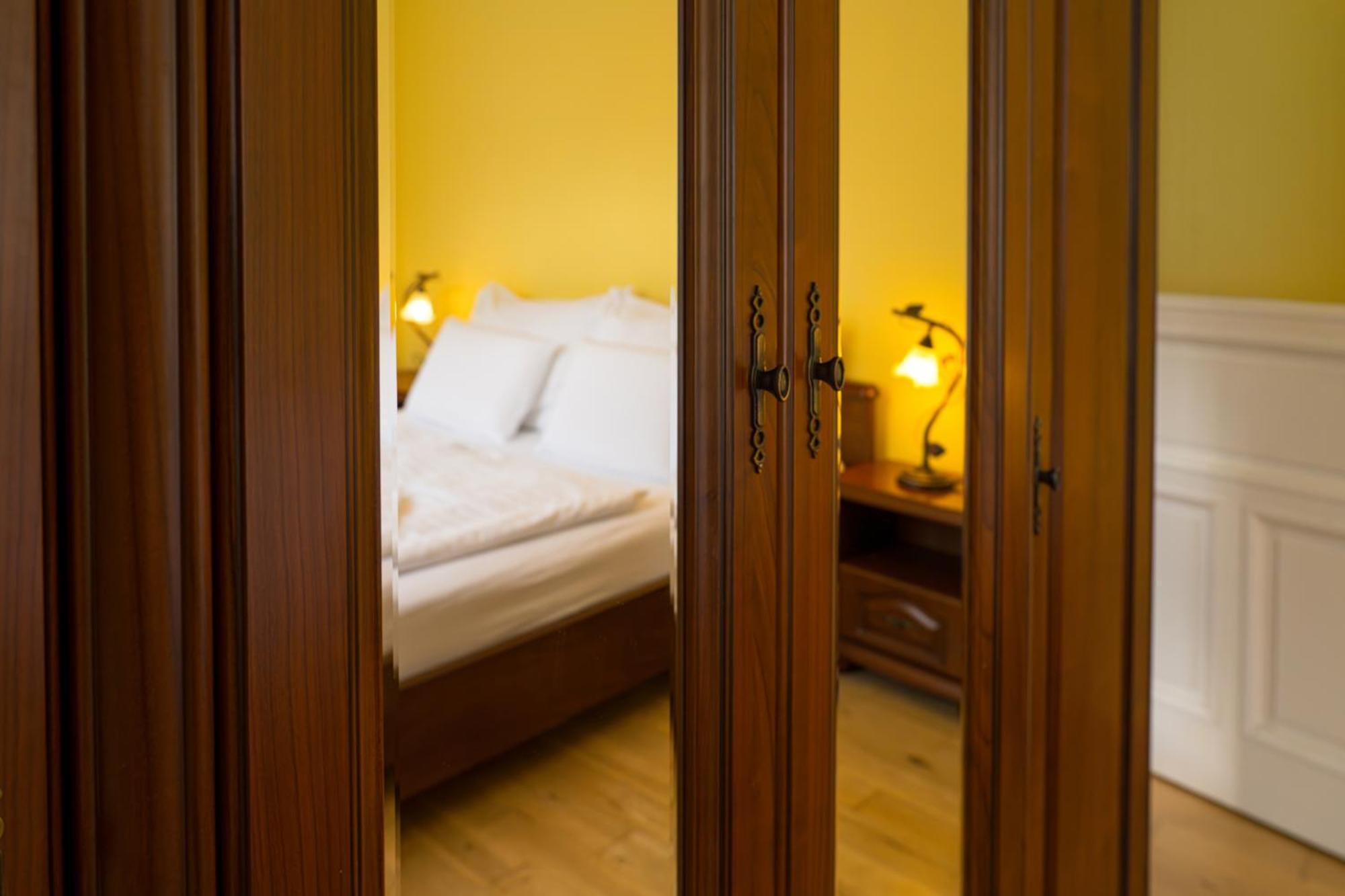Villa Emausy Luhacovice Bagian luar foto