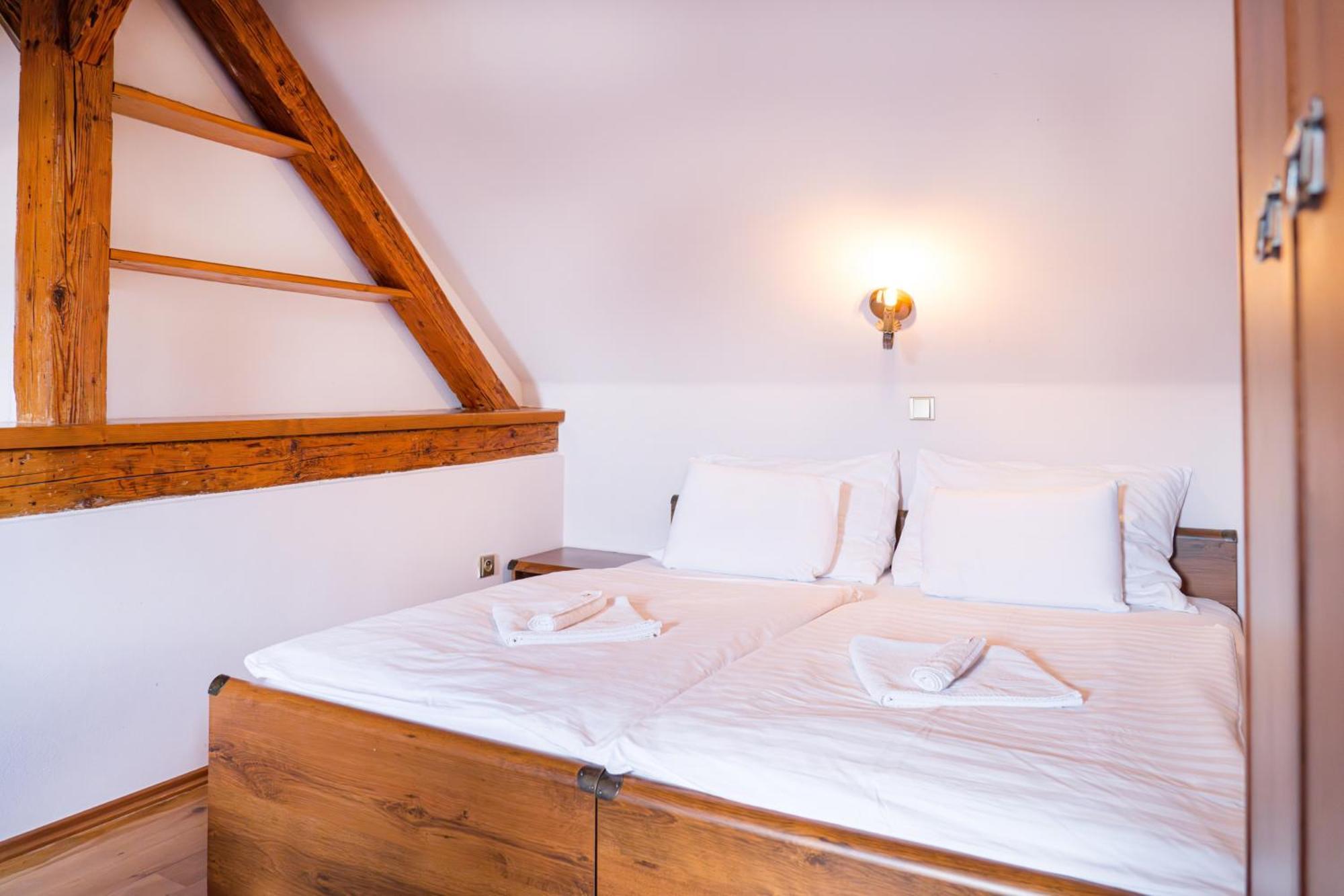 Villa Emausy Luhacovice Bagian luar foto
